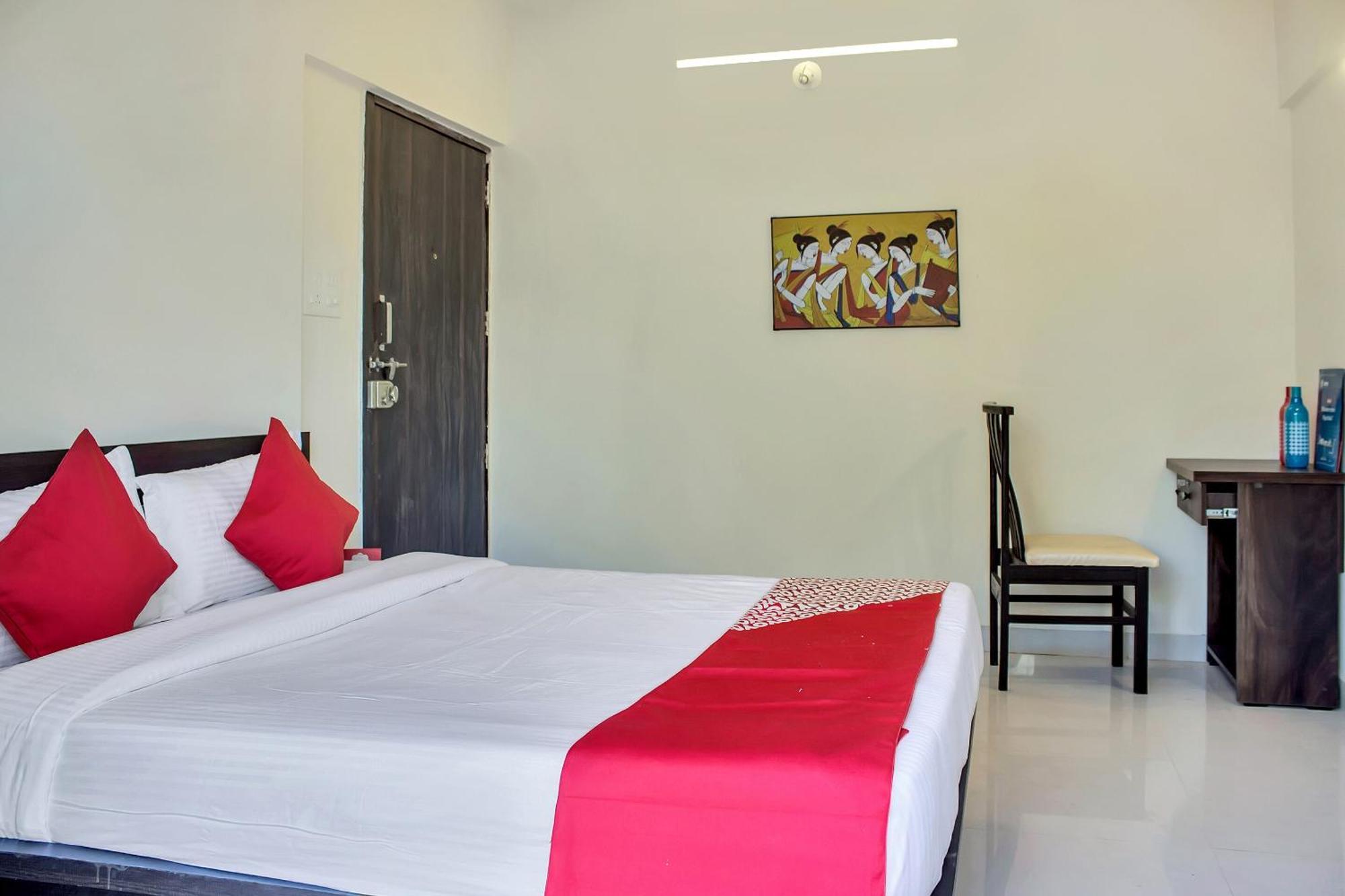 Hotel O Homes Vardhan House 2 Dapuri Luaran gambar