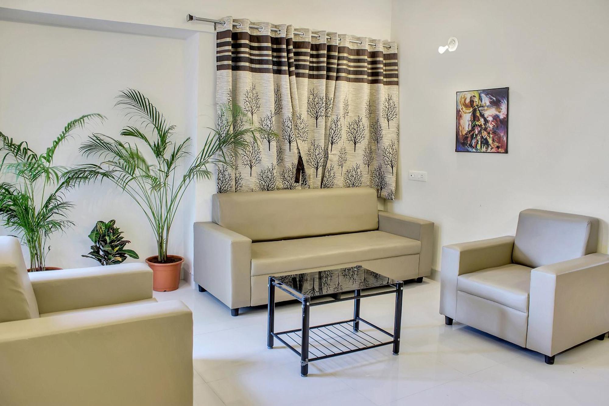 Hotel O Homes Vardhan House 2 Dapuri Luaran gambar