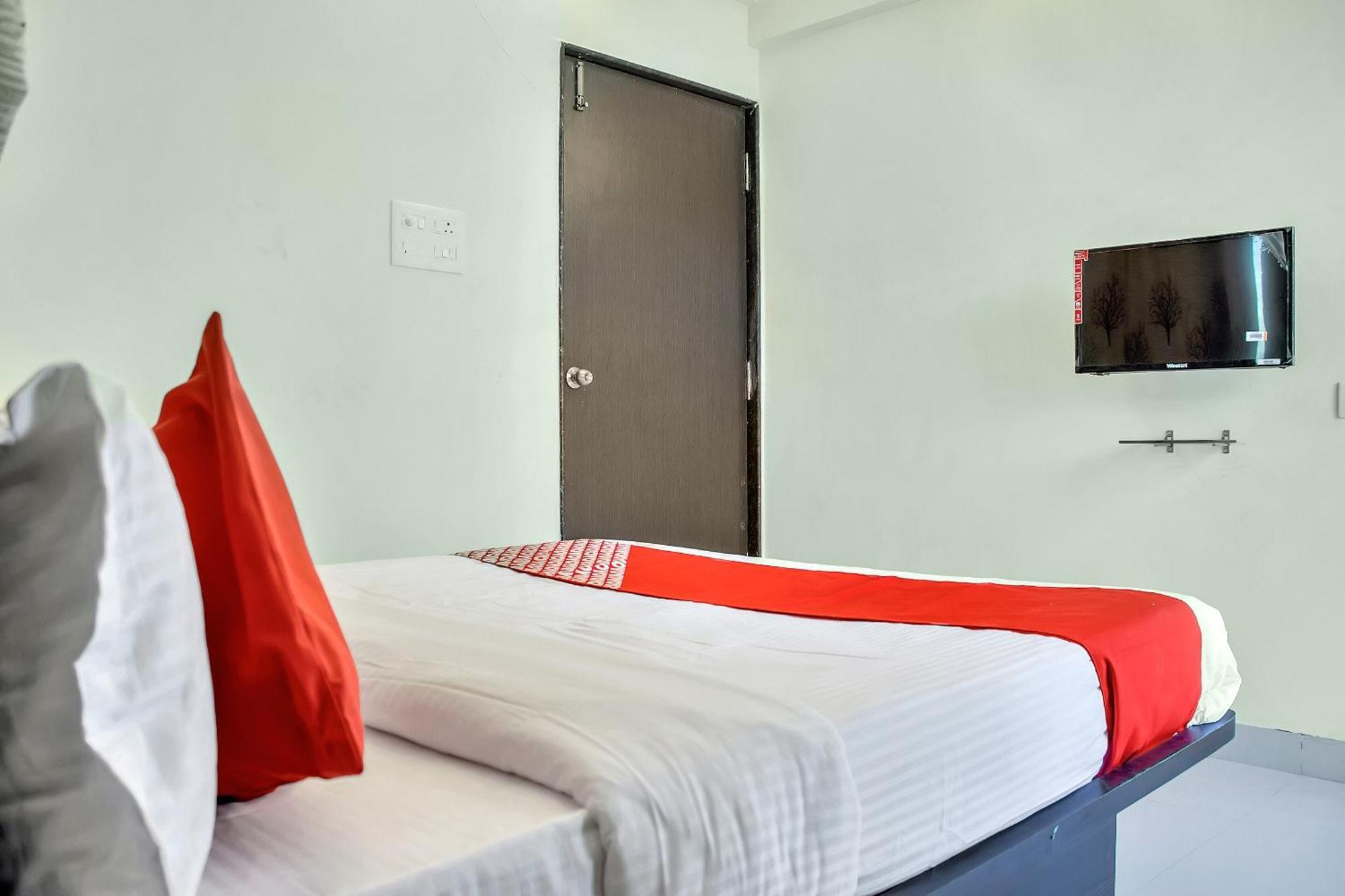 Hotel O Homes Vardhan House 2 Dapuri Luaran gambar