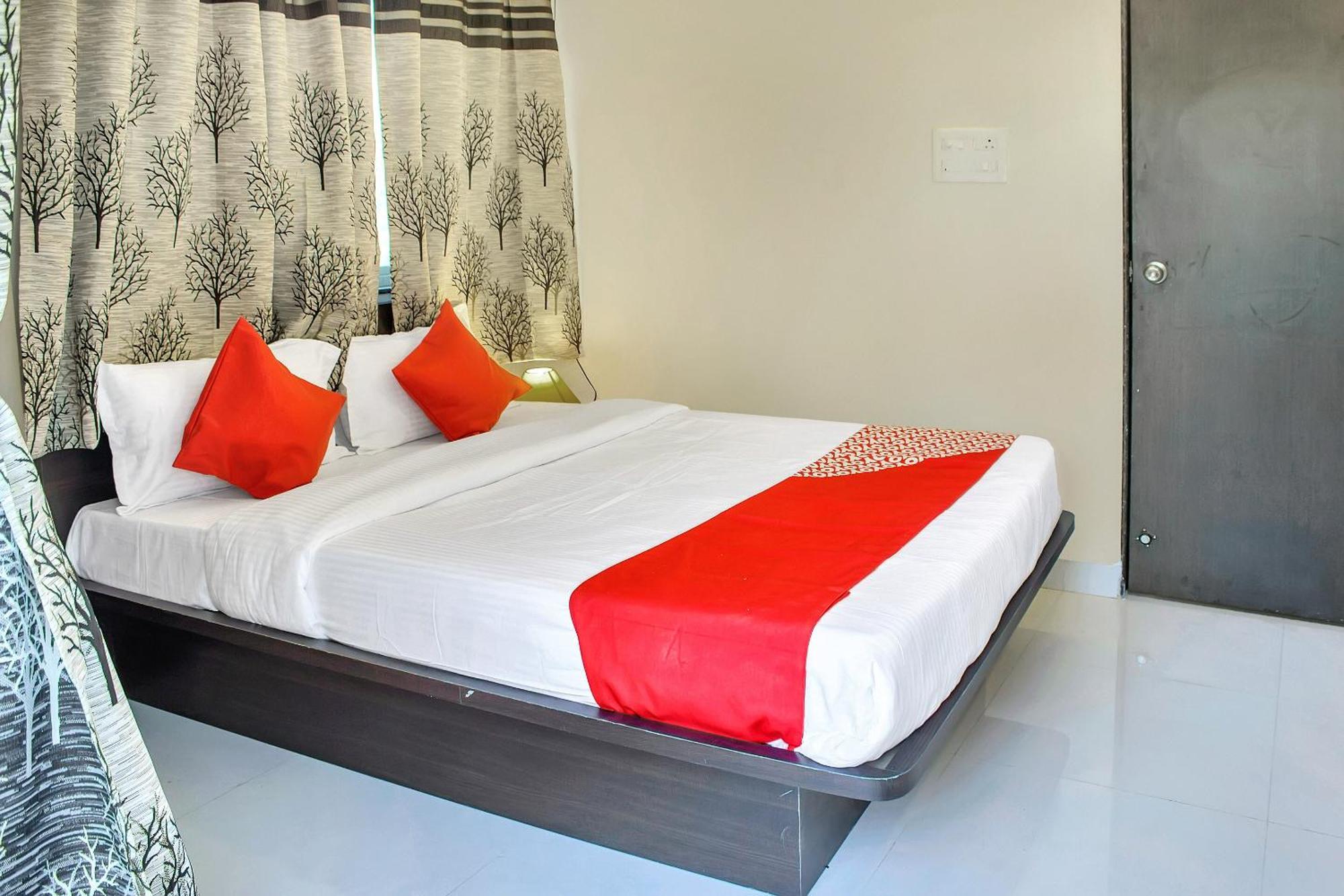 Hotel O Homes Vardhan House 2 Dapuri Luaran gambar